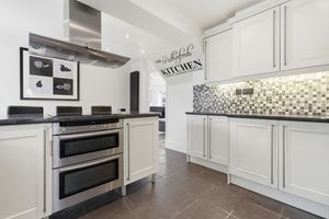 Photo 14- click for photo gallery